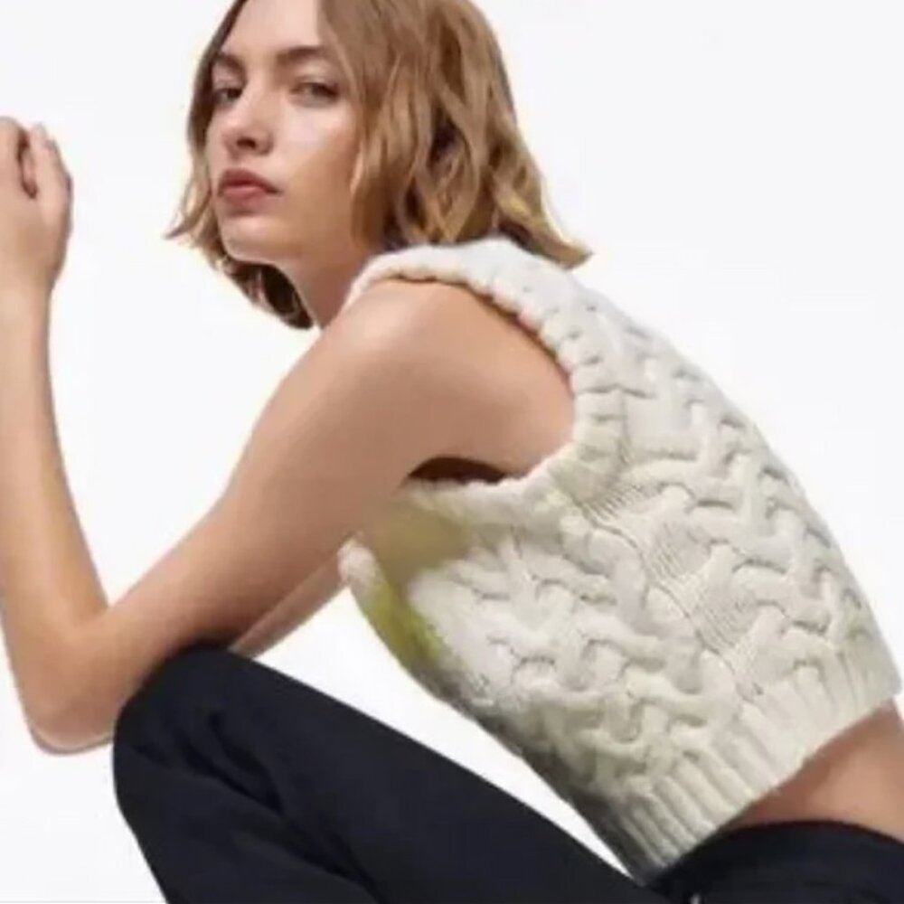 ZARA Limited Edition Chunky Cable Knit Space Invaders Sweater Vest - Picture 2 of 10